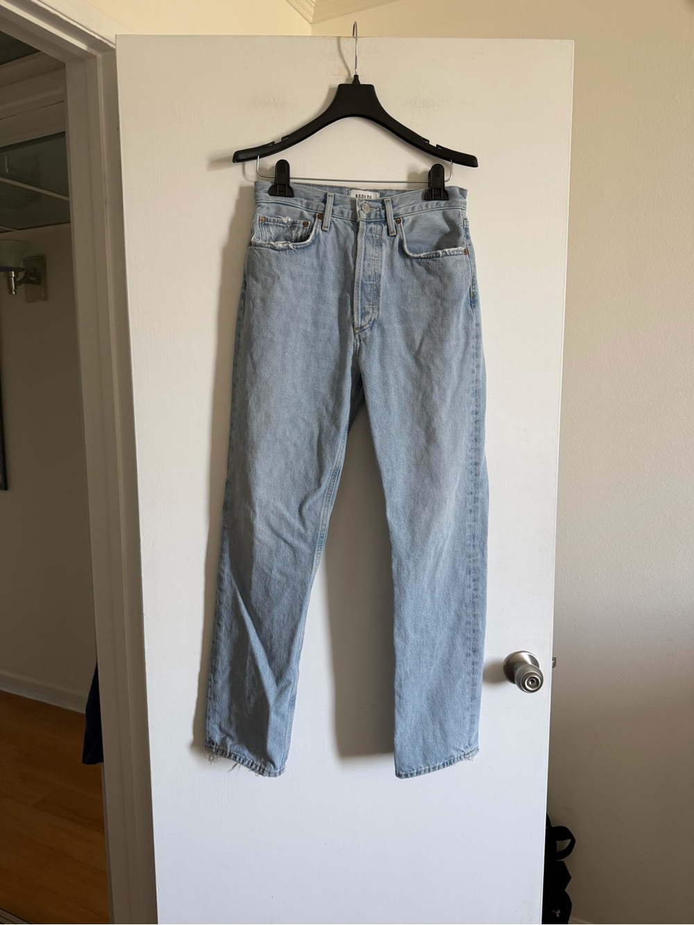 AGOLDE 90’s Pinch Waist Jeans in Focus Lightwash Straight Leg Jean size 26 EUC - Picture 6 of 12